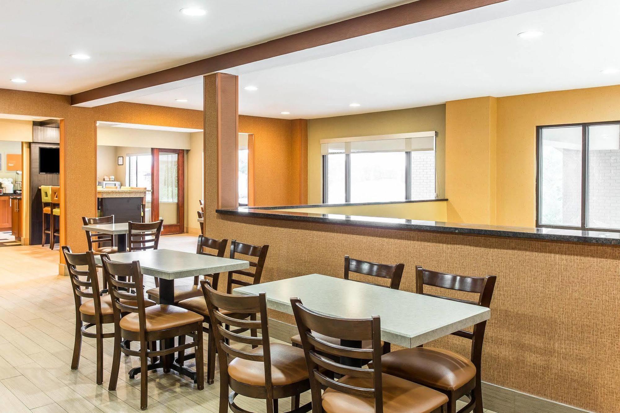 Quality Inn Lincolnton Екстериор снимка