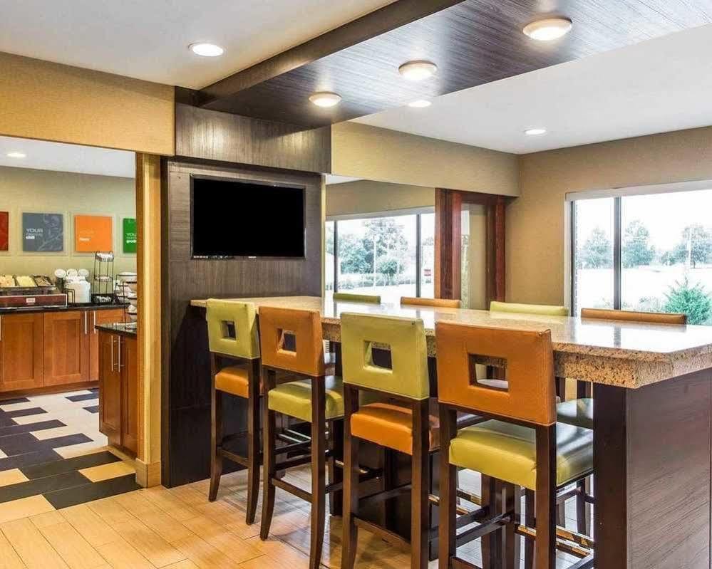 Quality Inn Lincolnton Екстериор снимка