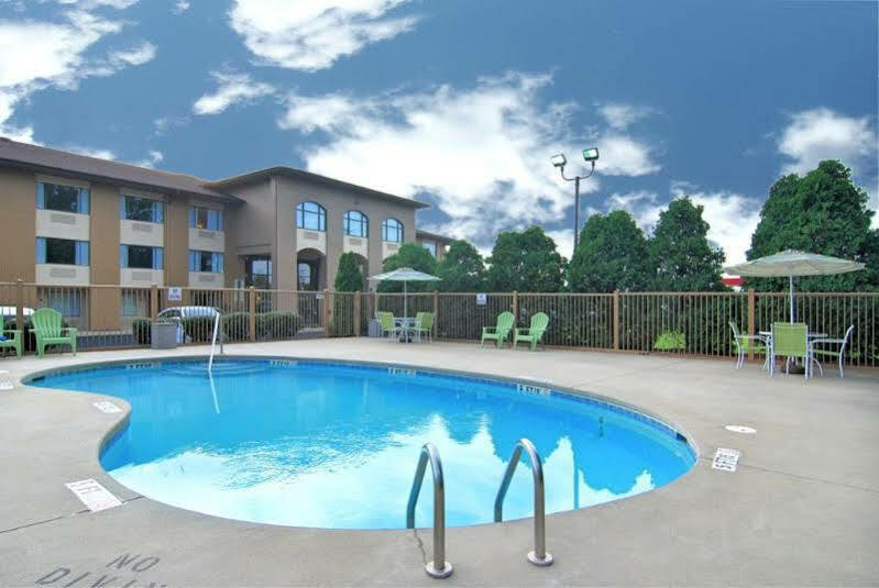 Quality Inn Lincolnton Екстериор снимка