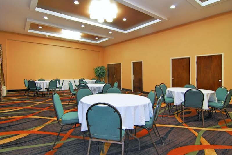 Quality Inn Lincolnton Екстериор снимка