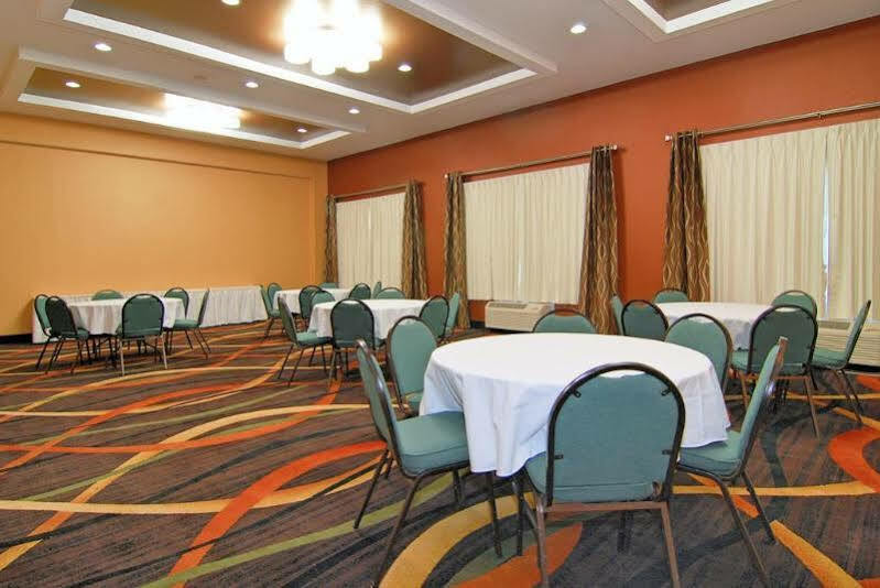 Quality Inn Lincolnton Екстериор снимка